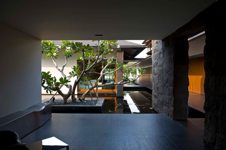 ernesto-bedmar-architects-project-jakarta-house-new-006