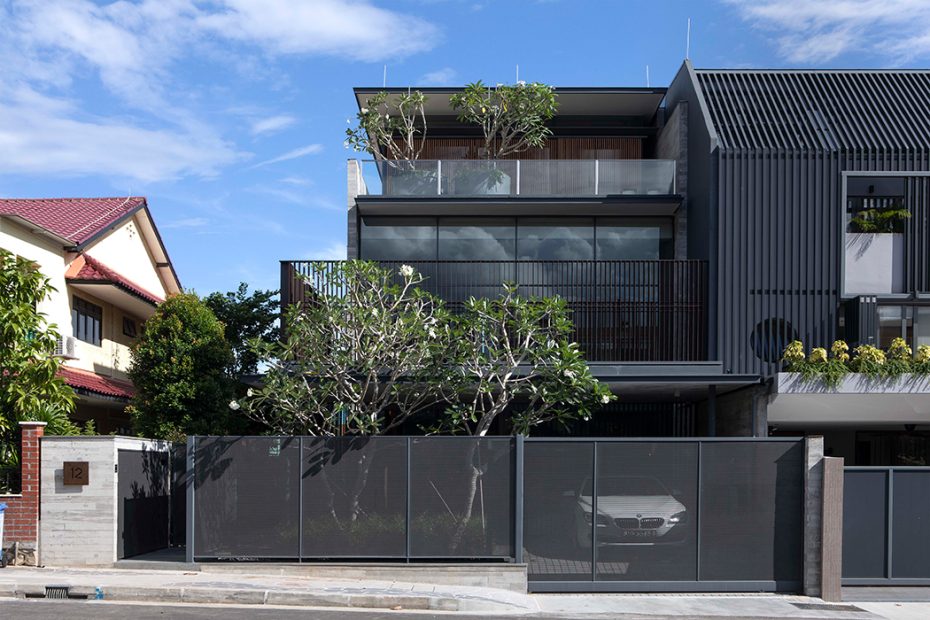 ernesto-bedmar-architects-project-jalan-limau-manis-house-001